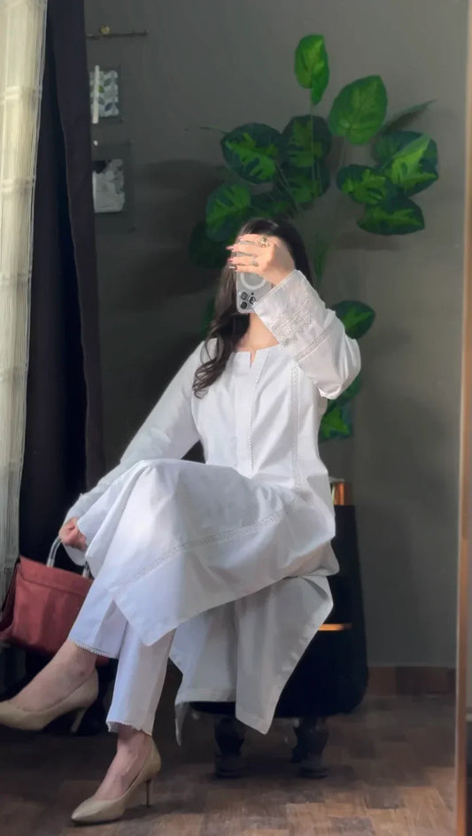 Nazneen Lace Artistry – Stitched Two Piece